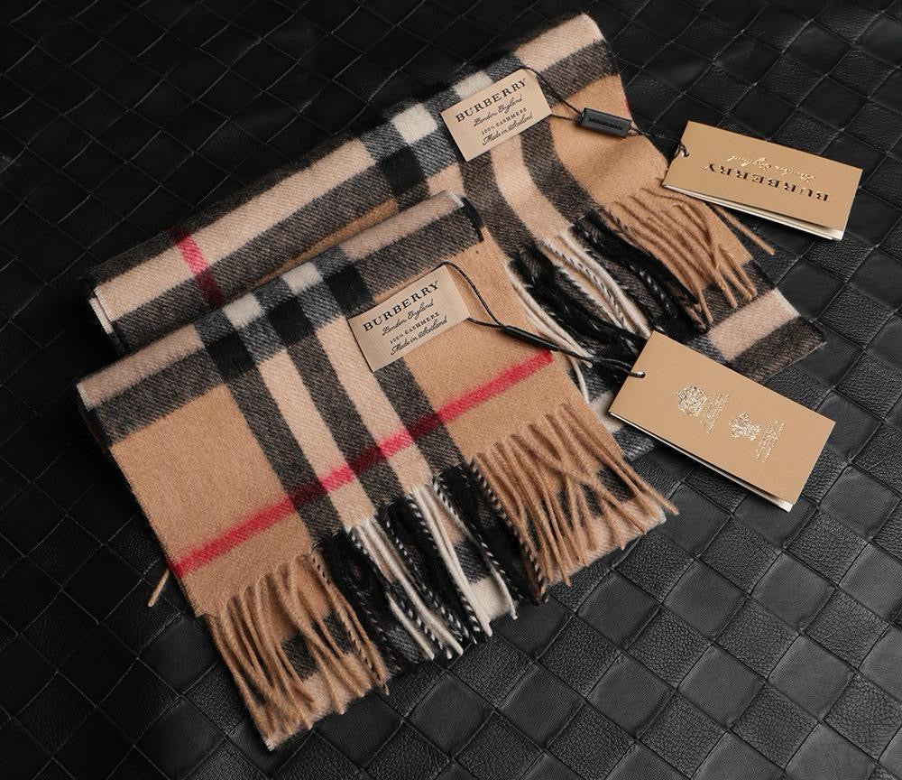 Burberry Unisex Scarf