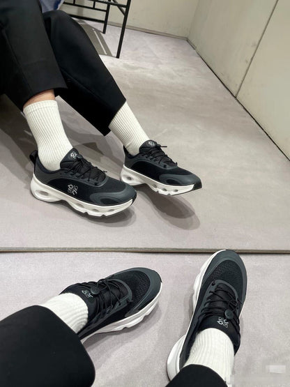 Loewe Sneakers