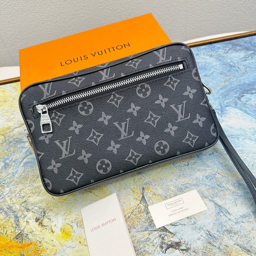 Louis Vuitton pouches 4 models