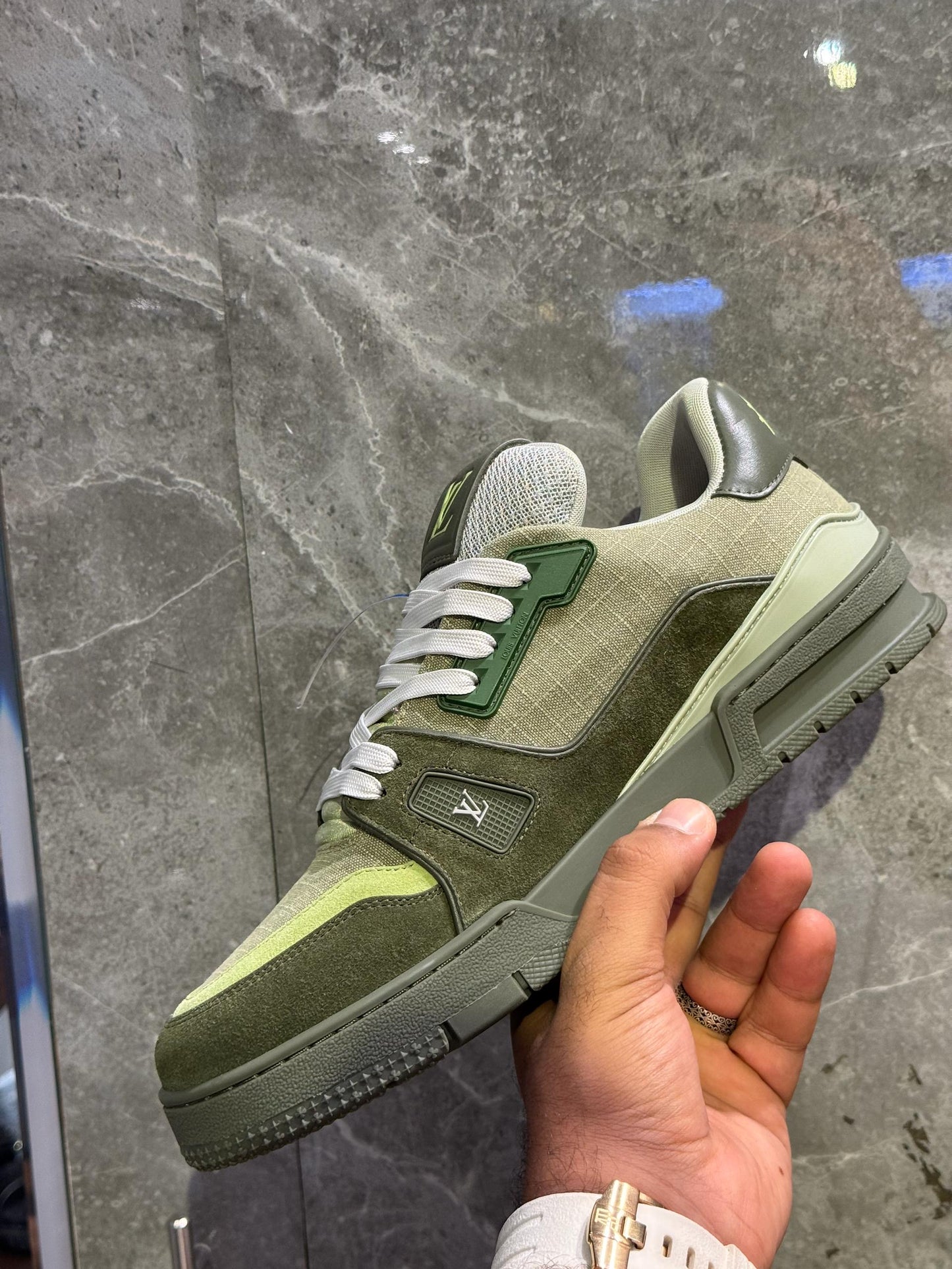 Louis Vuitton Sneakers