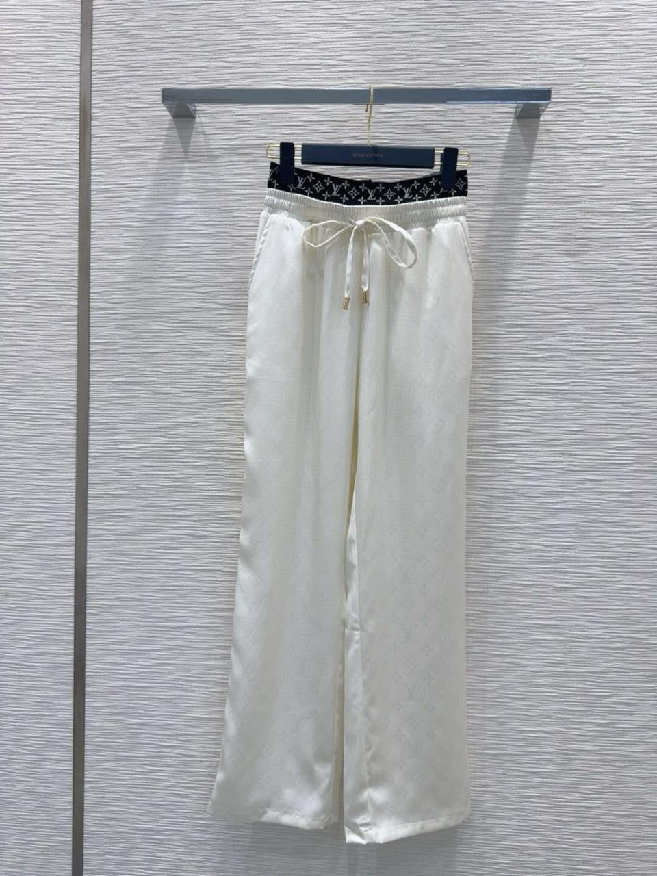 Louis Vuitton Pants 2 colors
