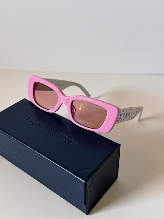 Louis Vuitton Sunglasses 2 colors