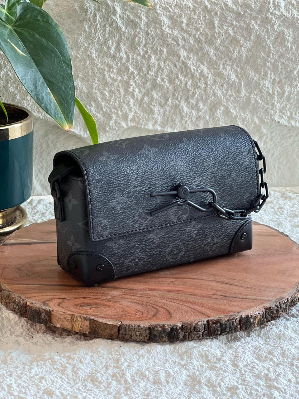Louis Vuitton Sling Bag (VIP Quality) 3 colors