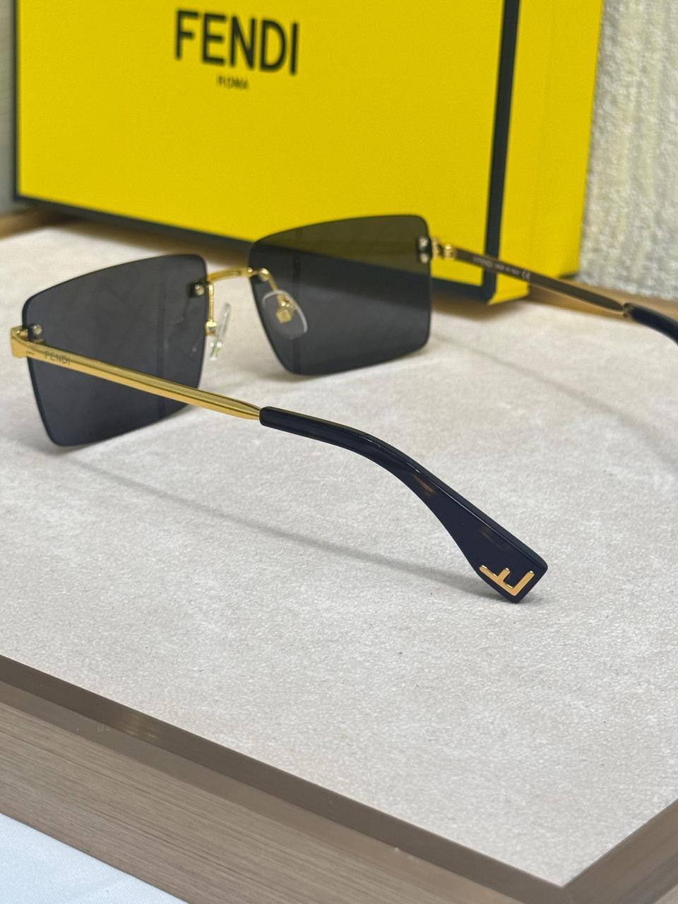 Fendi Sunglasses 5 colors