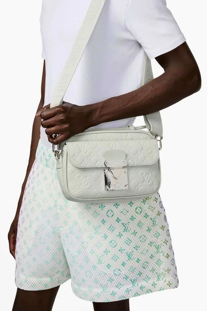 Louis Vuitton Messenger Bag (VIP Quality)