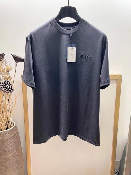 Louis Vuitton T-Shirt 2 colors