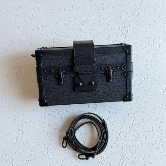 Louis Vuitton Sling Bag (VIP Quality)