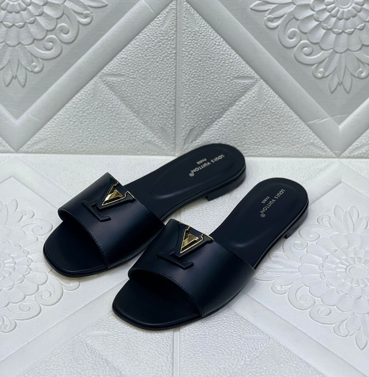 Louis Vuitton Heels & Slippers