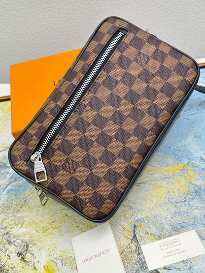 Louis Vuitton pouches 4 models