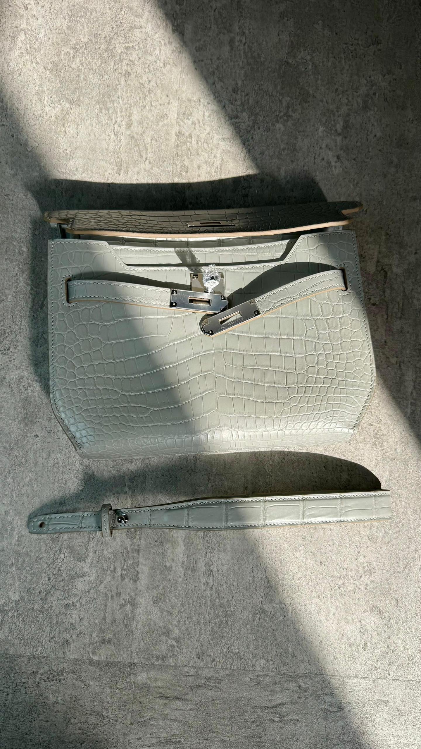 Hermes Clutch (VIP Quality)