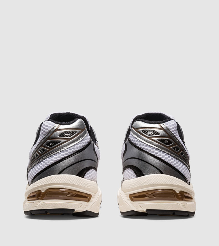 ASICS Sneakers