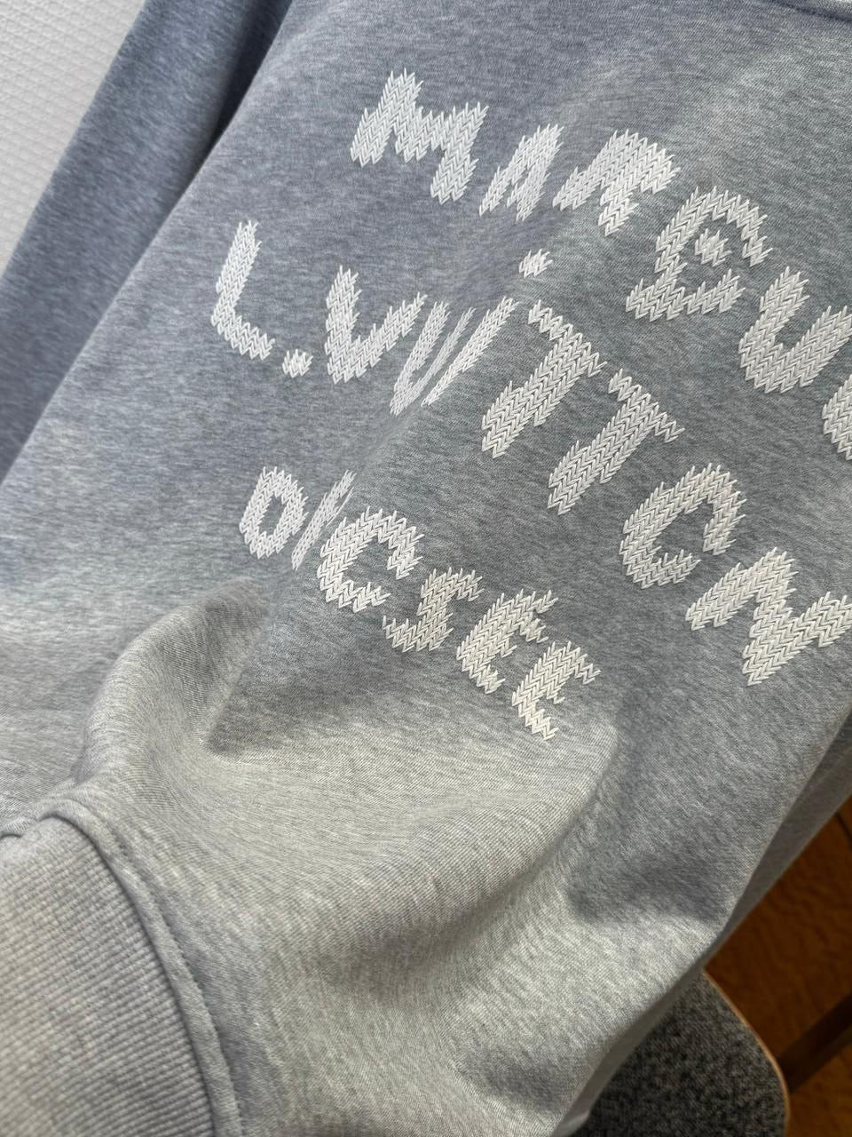 Louis Vuitton Sweatshirt
