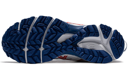ASICS Sneakers