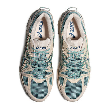 ASICS Sneakers