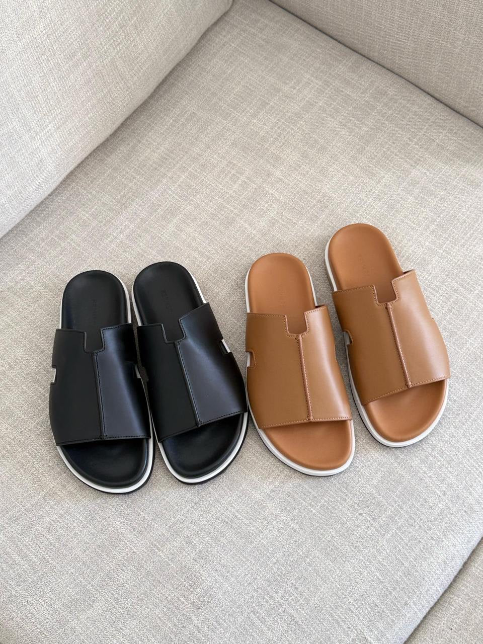 Hermes Slippers 2 colors