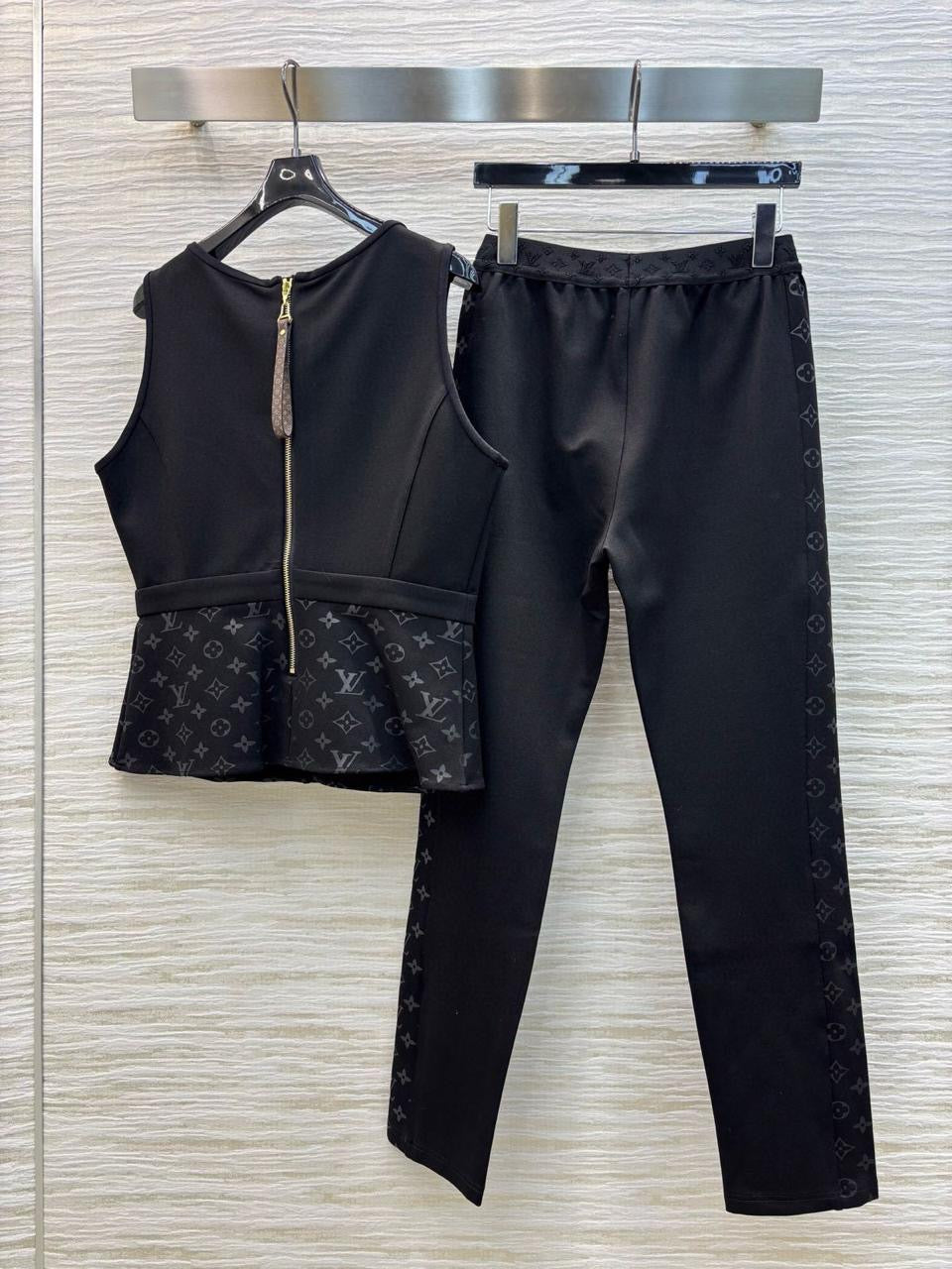 Louis Vuitton Set 2 colors
