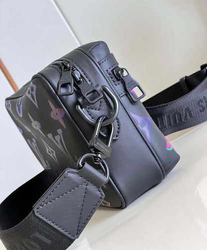 Louis Vuitton Messenger Bag (VIP Quality)