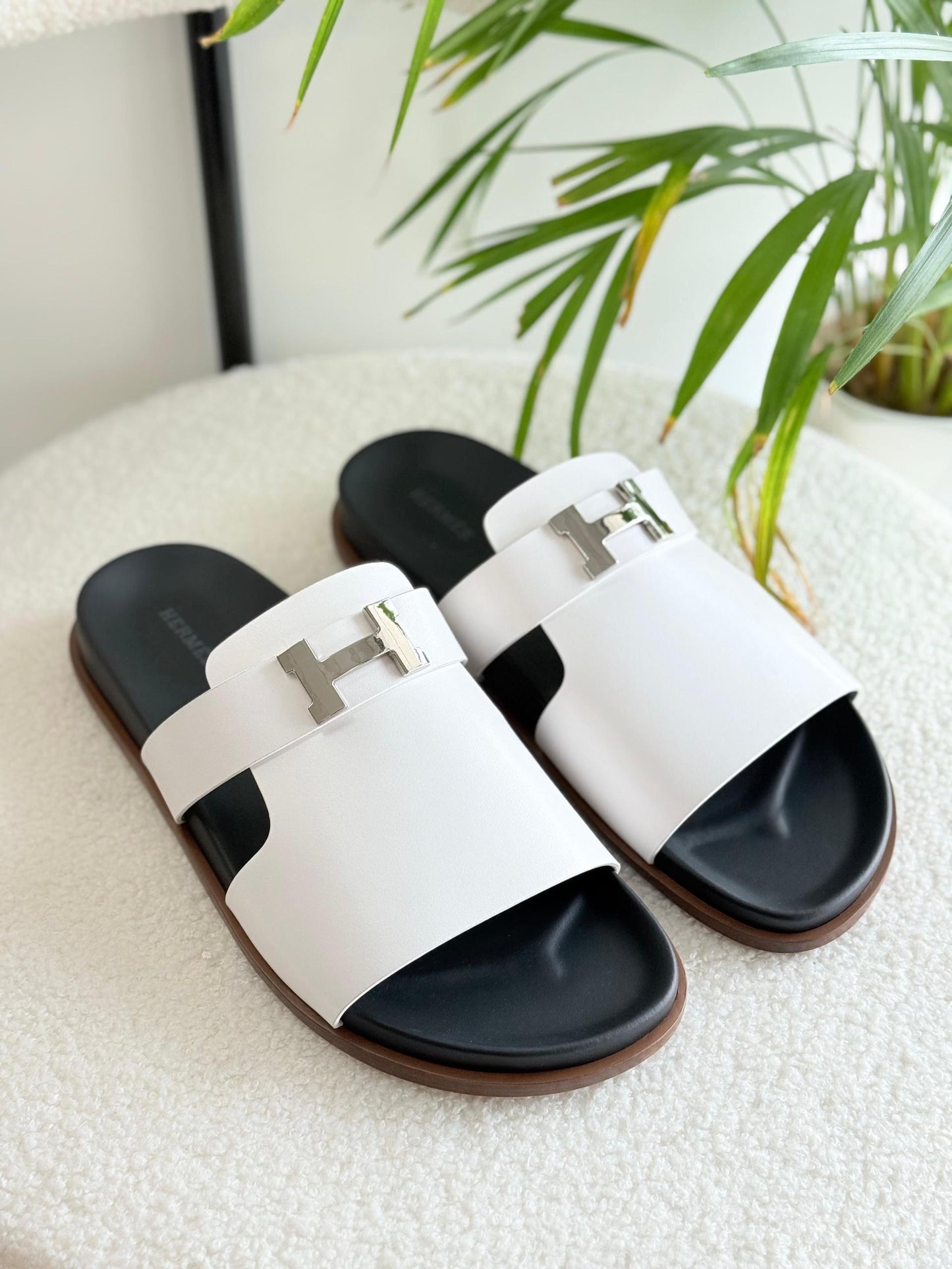 Hermes Slippers