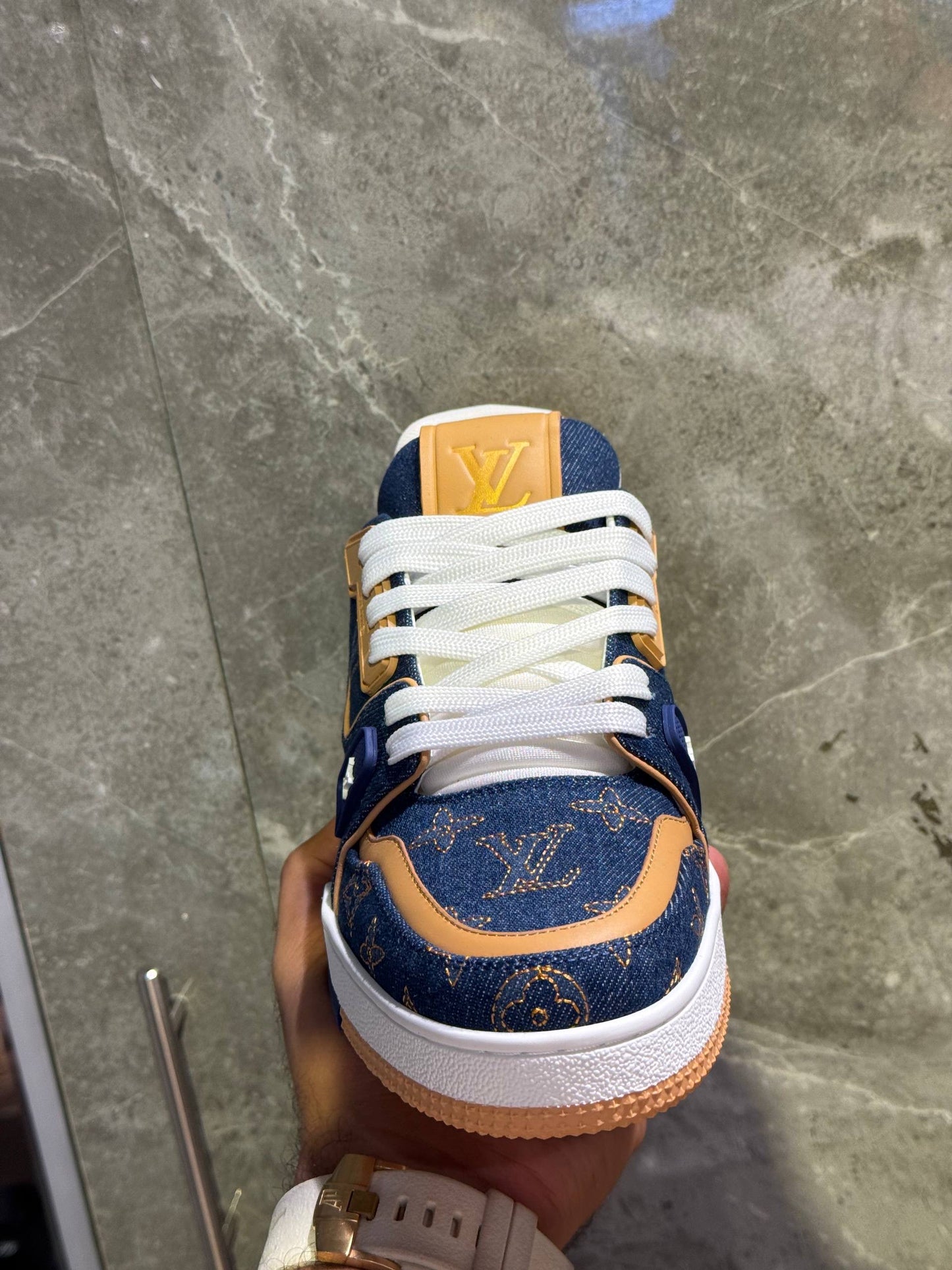 Louis Vuitton Sneakers