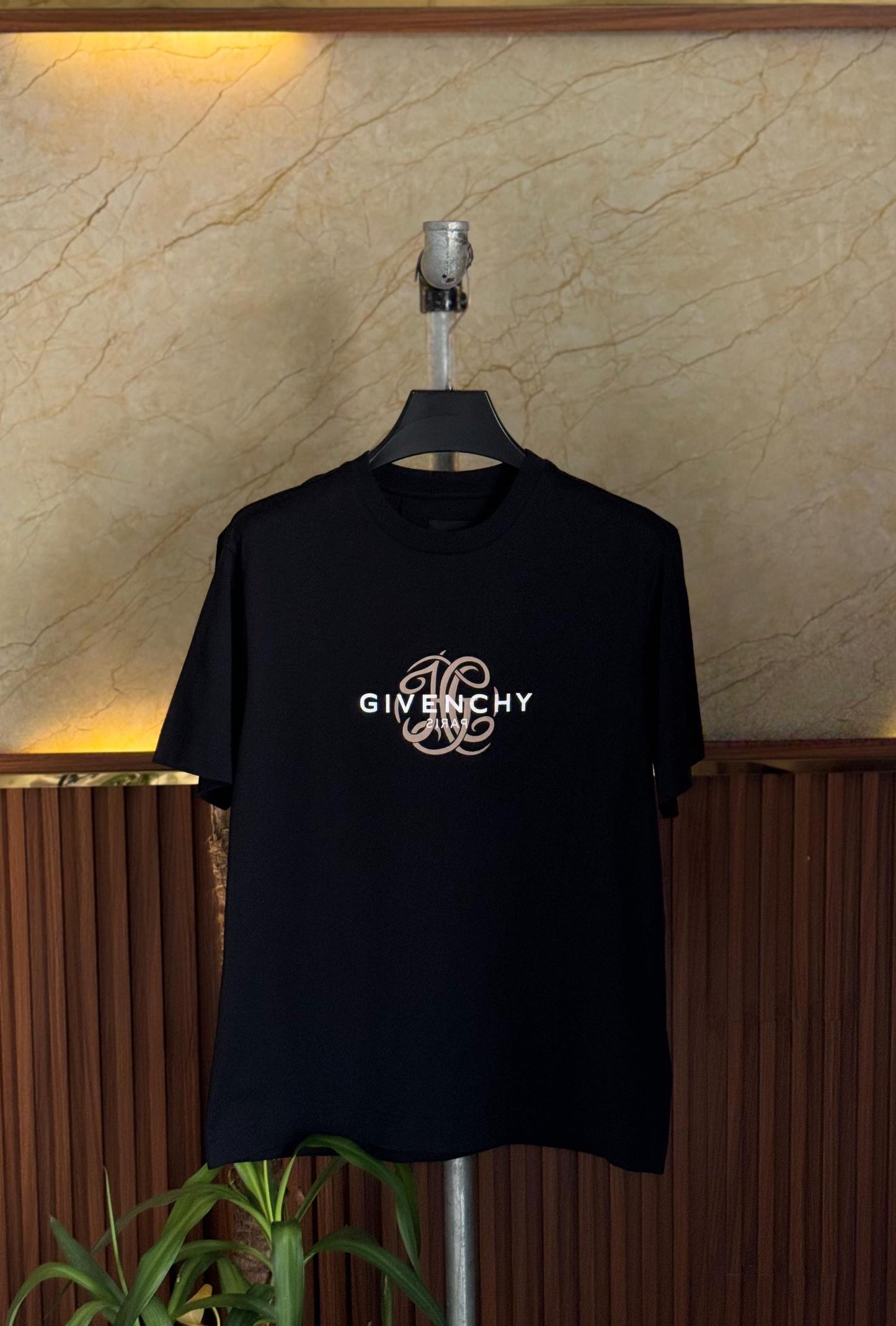 Givenchy T-Shirt 2 colors