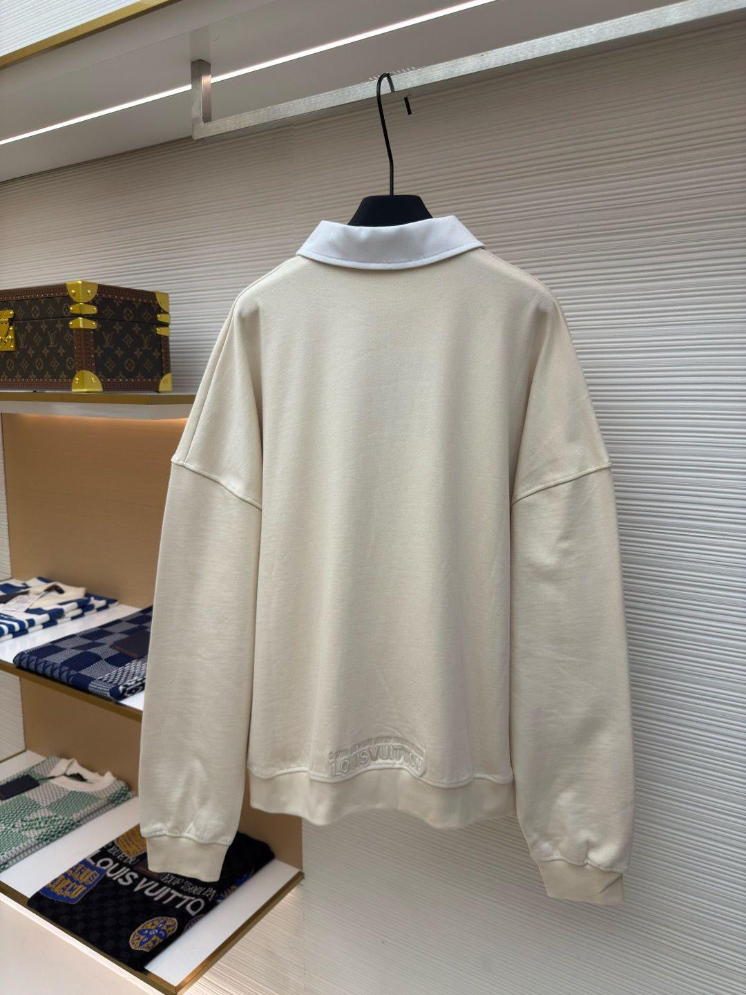 Louis Vuitton Sweatshirt