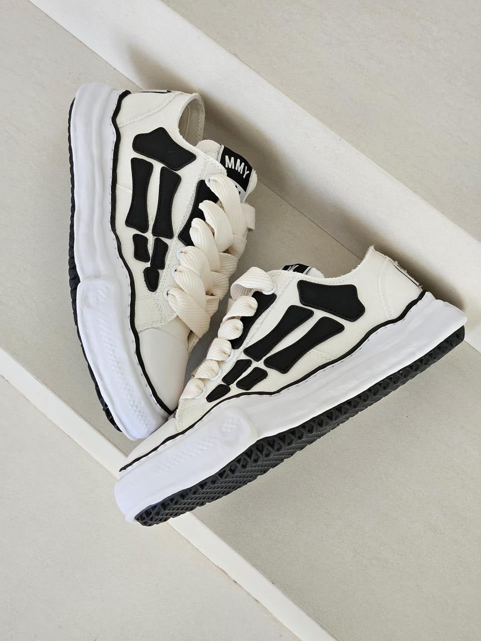 Amiri Sneakers