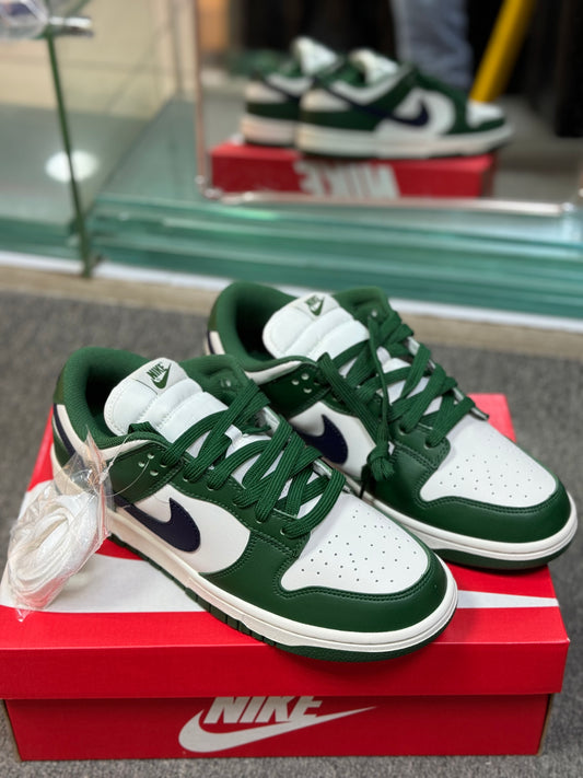 SB Dunk Low Gorge Green