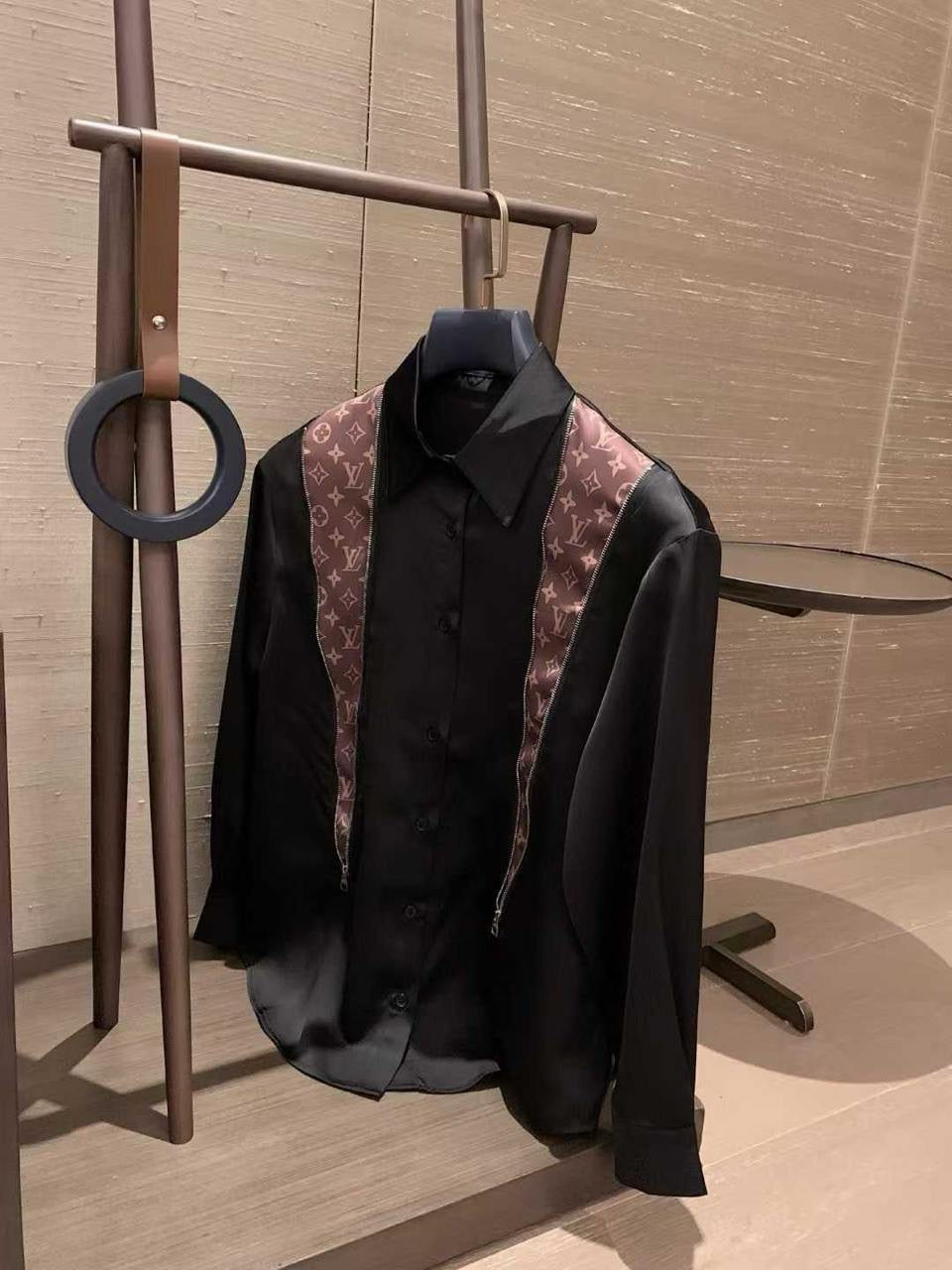 Louis Vuitton Shirt 2 colors