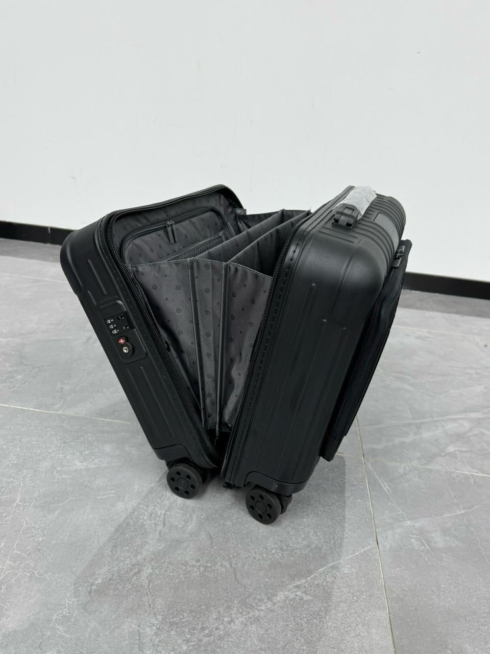 Rimowa Essential Trolley 2 colors