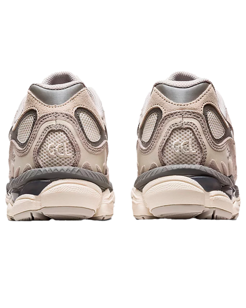 ASICS Sneakers