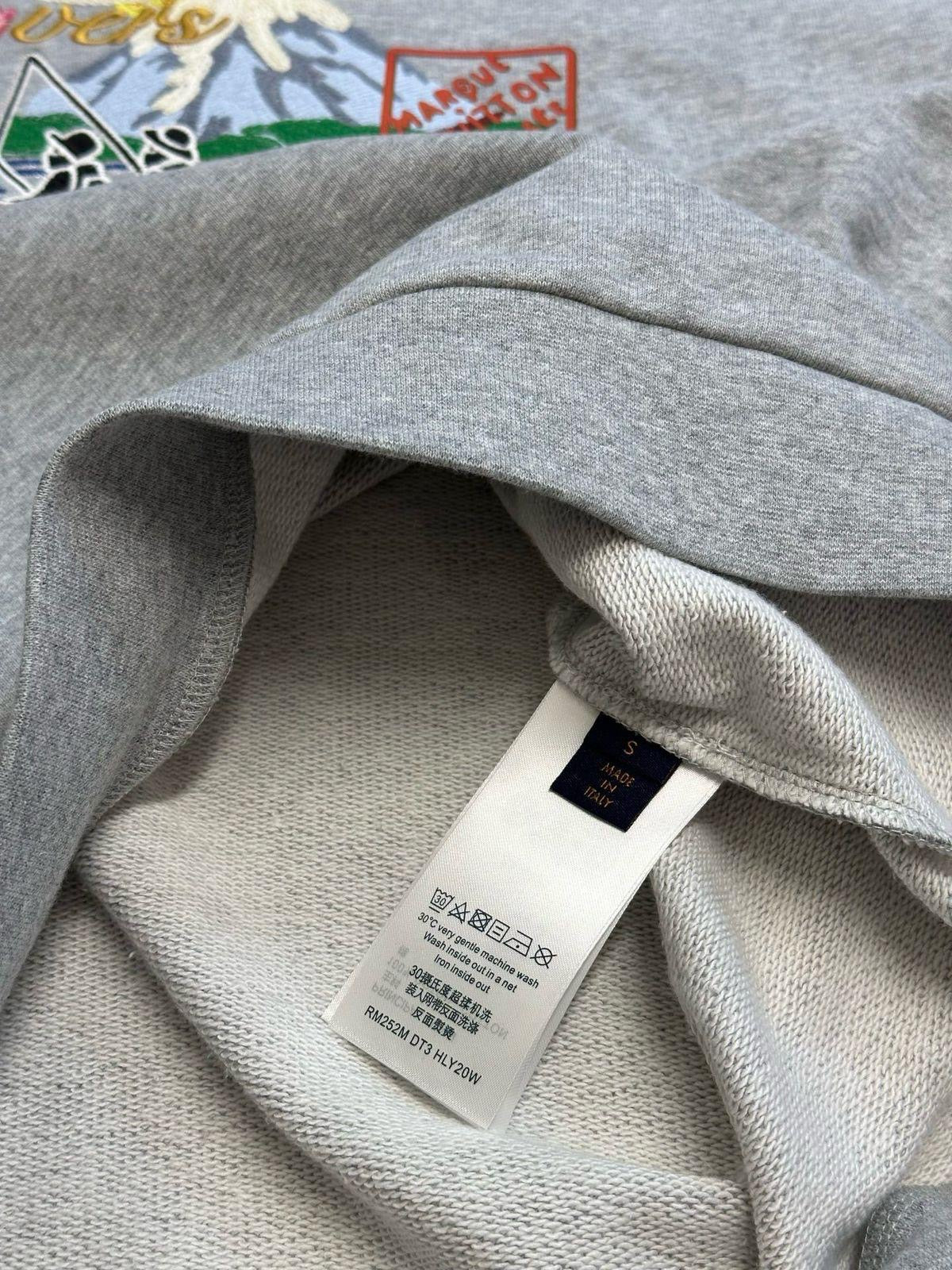 Louis Vuitton Sweatshirt