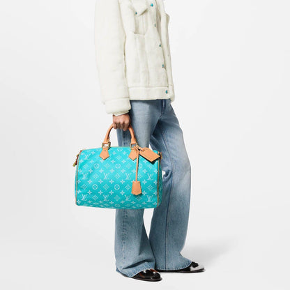 Louis Vuitton Duffle Bag ( VIP Quality )