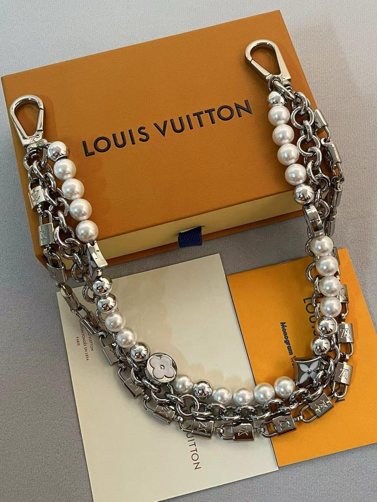 Louis Vuitton Pant Chain