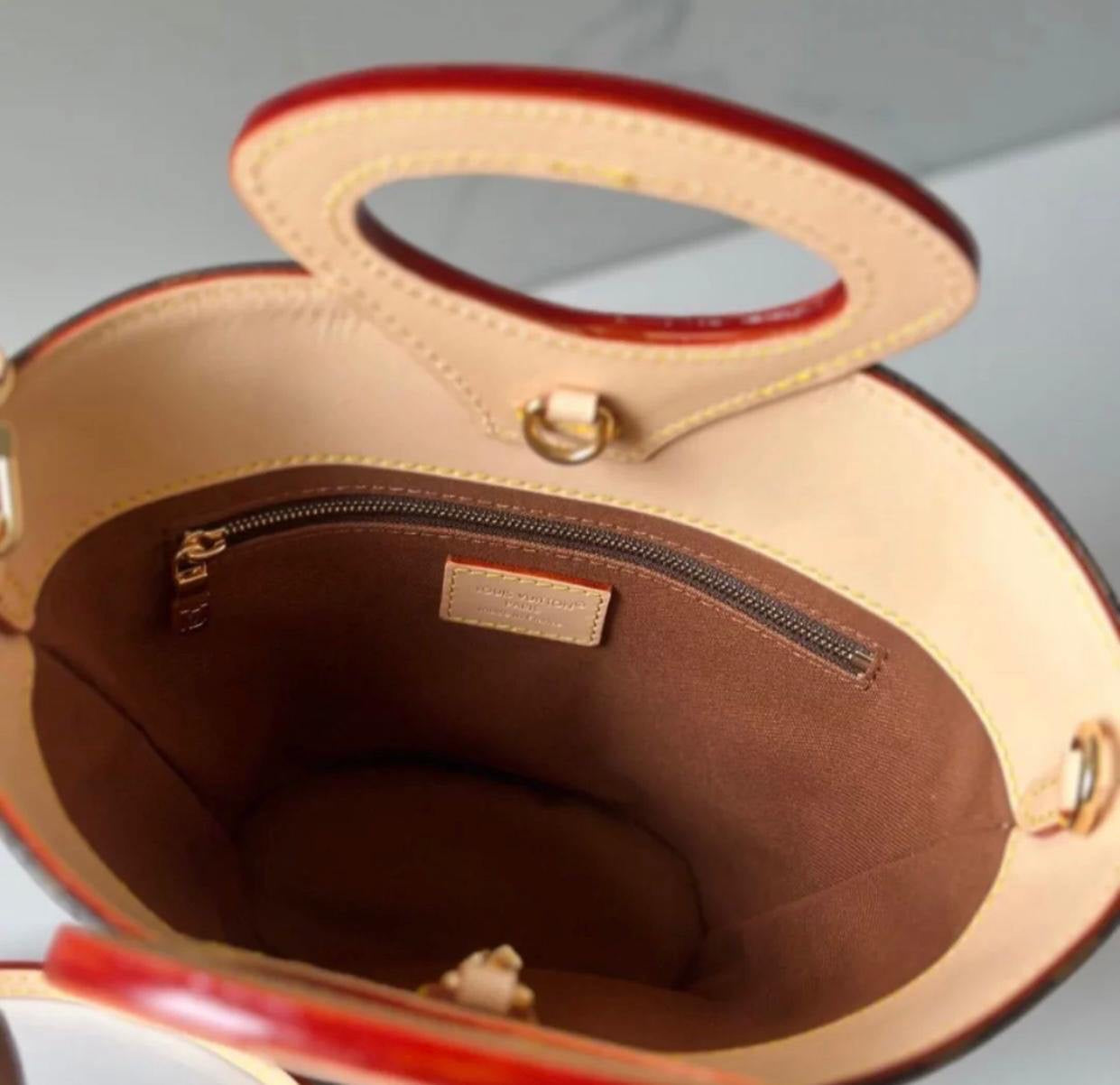 Louis Vuitton Bucket Bag (VIP Quality)