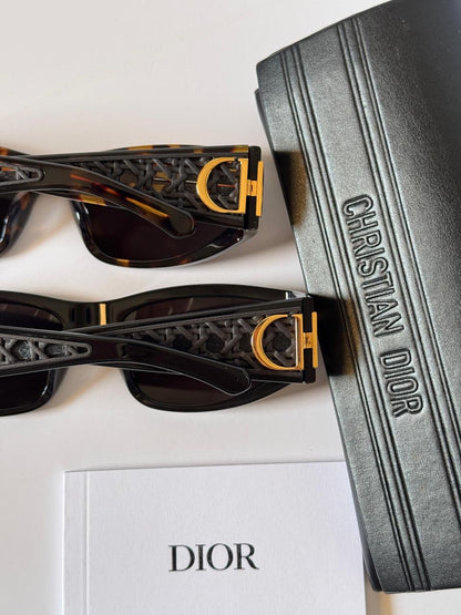 Dior Sunglasses 2 colors