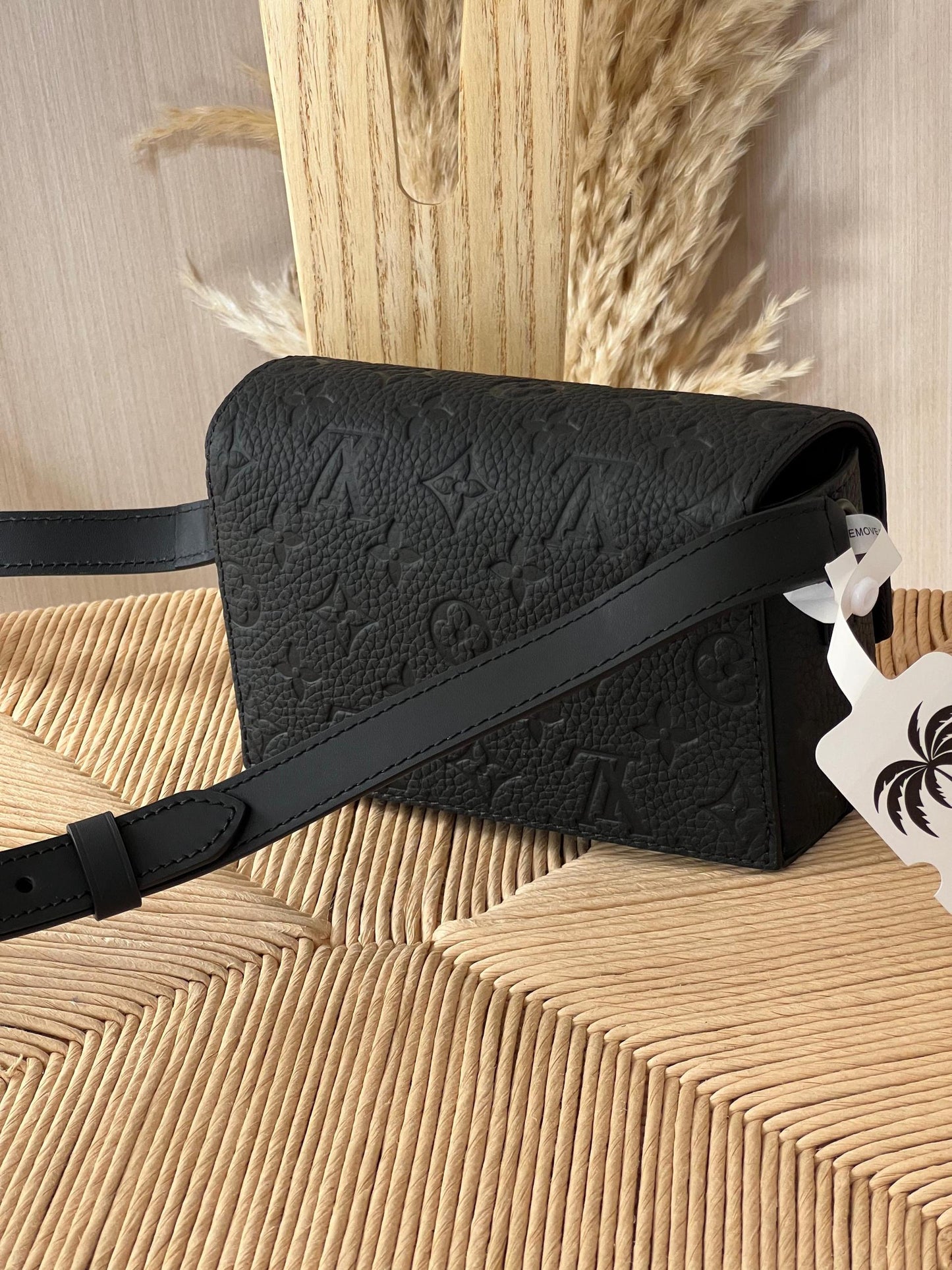 Louis Vuitton Sling Bag (VIP Quality)