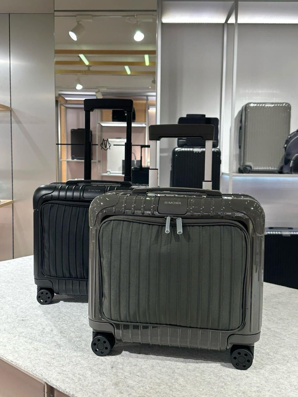 Rimowa Essential Trolley 2 colors