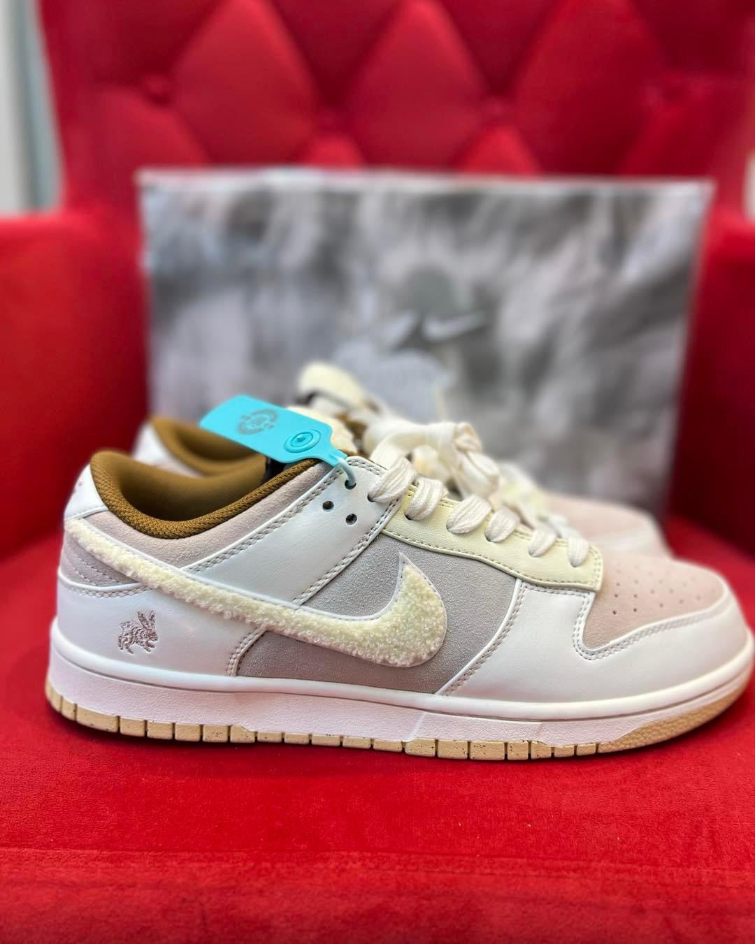 SB Dunk 'Year of the Rabbit - Fossil Stone'