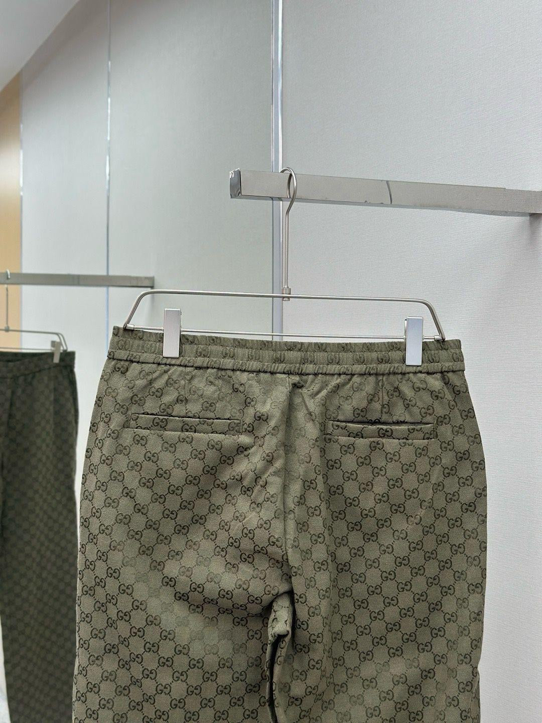 Gucci Pants