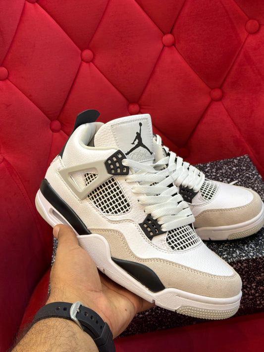Jordan 4 Military Black white