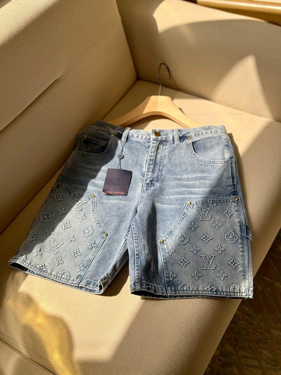 Louis Vuitton Short 2 colors