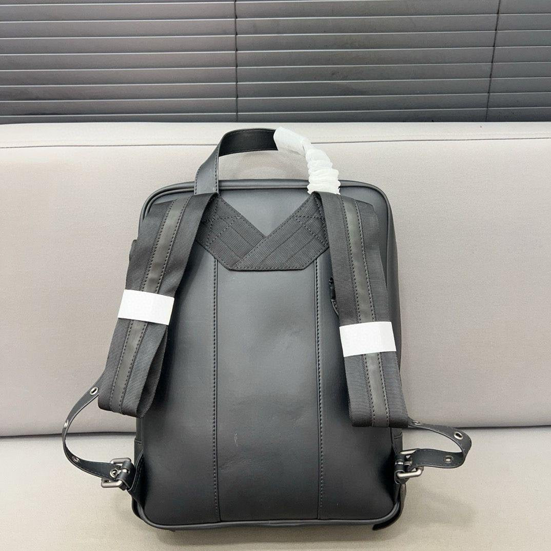 Bottega Backpack