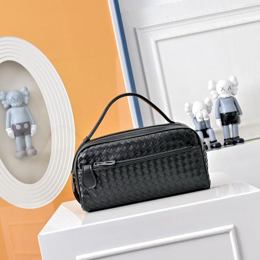 Bottega Veneta Pouch