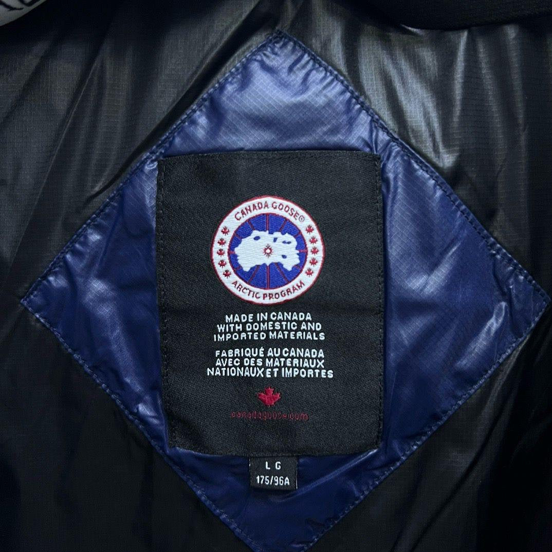 Canada Goose Jacket