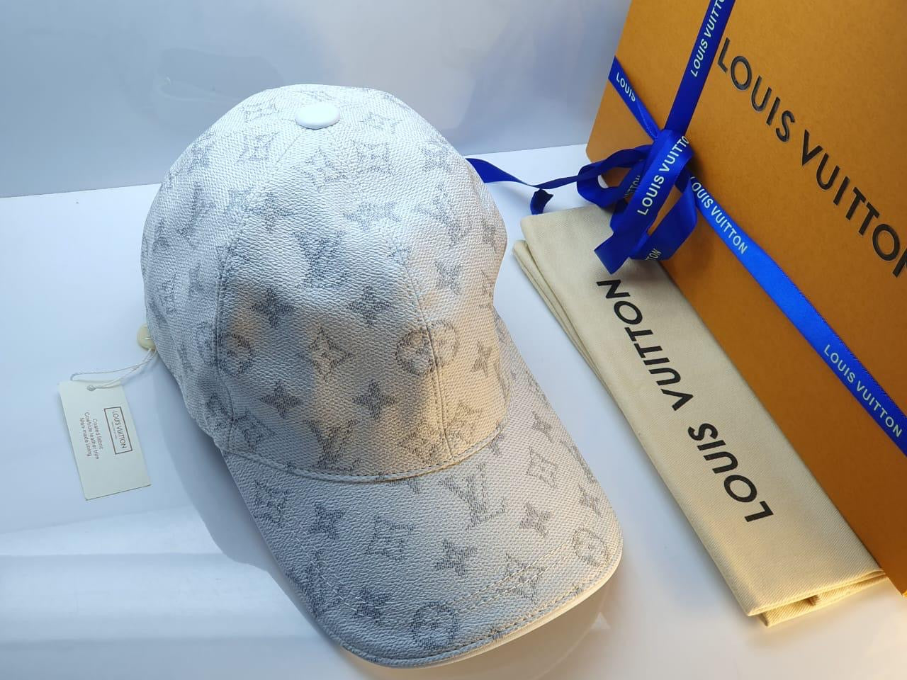 Louis Vuitton Caps 5 colors