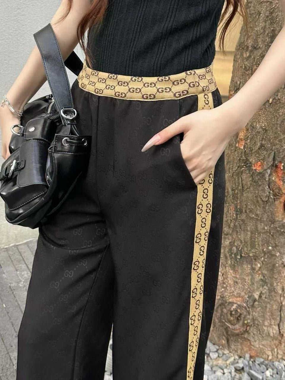 Gucci Pants
