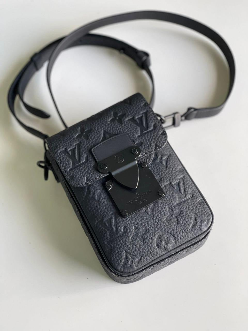 Louis Vuitton Sling Bag (VIP Quality)