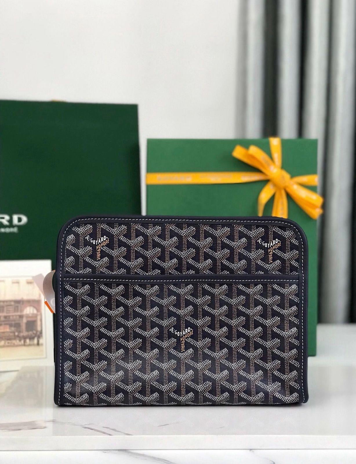 Goyard Clutch (VIP Quality)