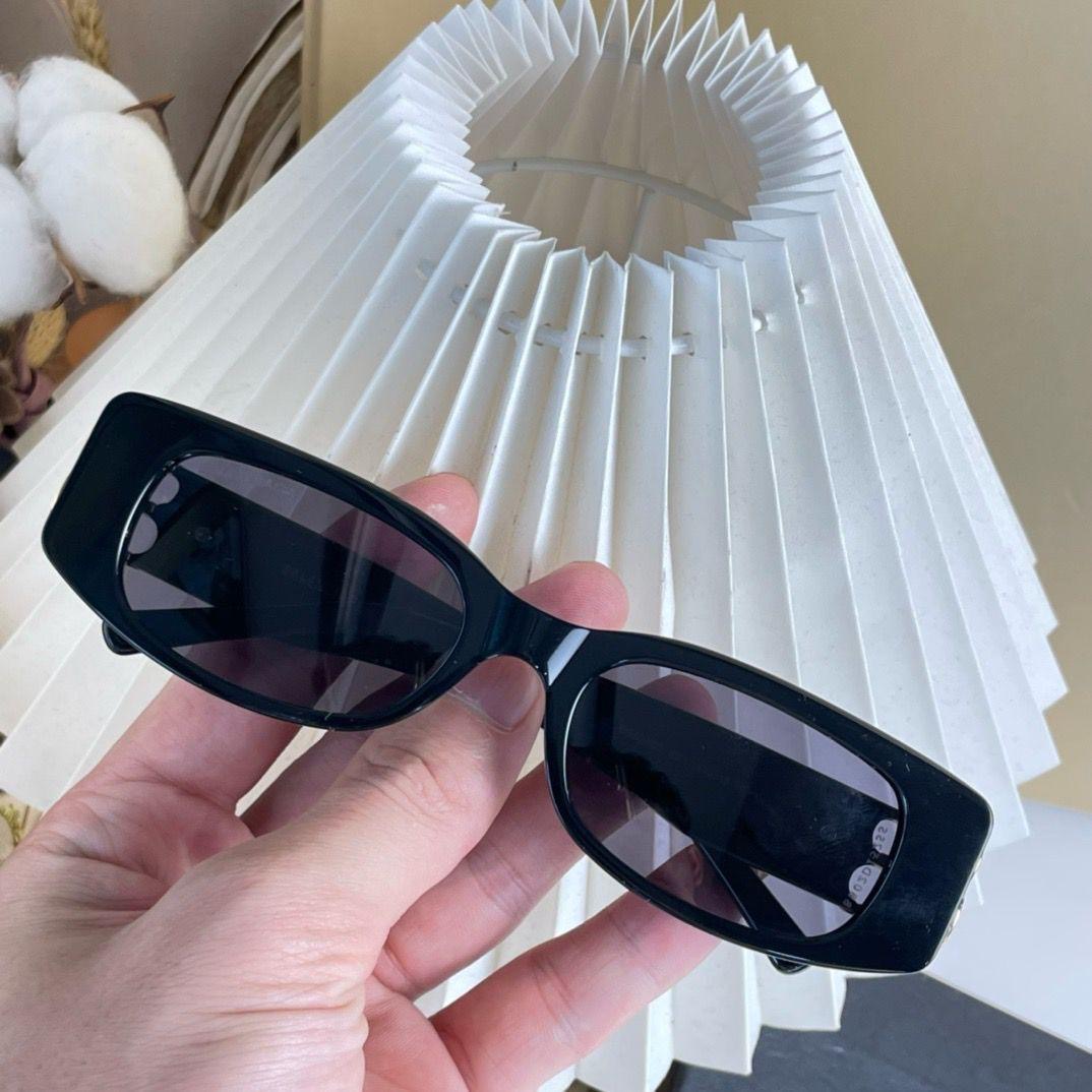 Balenciaga Sunglasses 2 colors