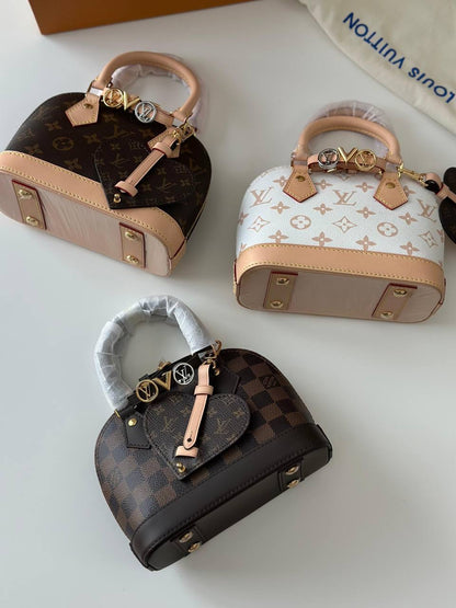 Louis Vuitton HandBag (VIP Quality)